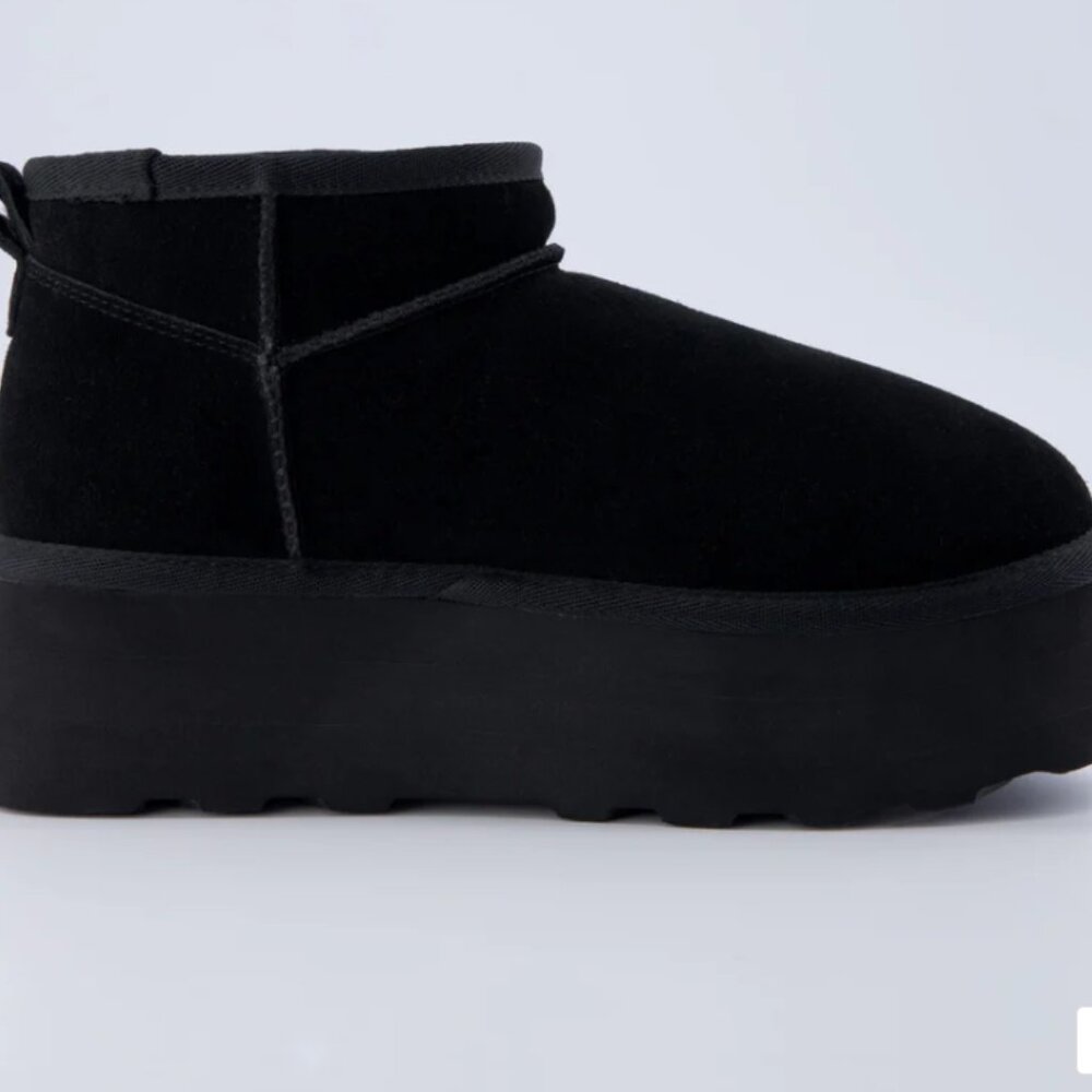 NEW CUSHIONAIRE Suede Hippy Platform Lined Booties in black for women 1025 4m2 - Picture 5 of 10
